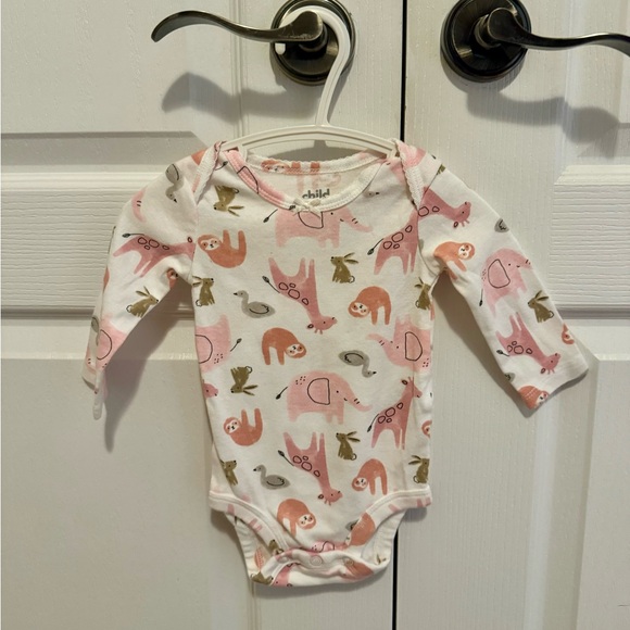 3 pack baby girls size 0-3 months bodysuit - Picture 4 of 8